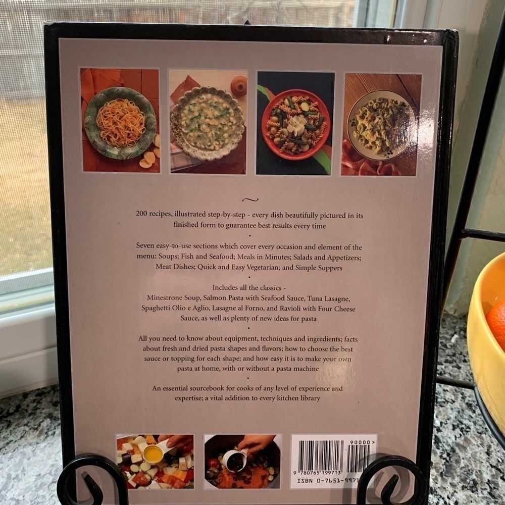 Best-Ever Pasta Cooks Collection #CB8 - Picture 2 of 4